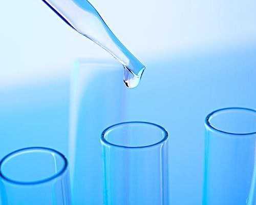 孕期尿蛋白高会对宝宝产生什么影响？尿比重高是否会影响尿蛋白？